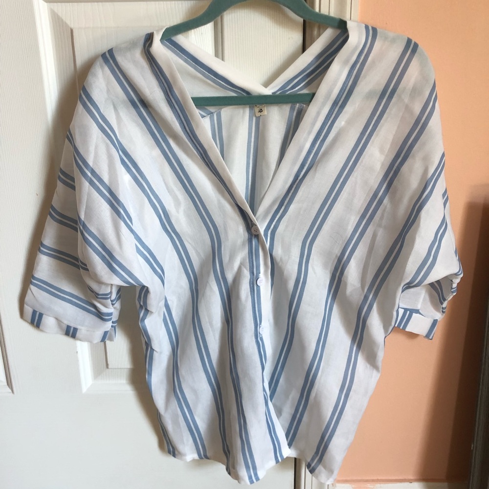 STRIPED TOP!!